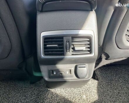 Самсунг QM6 2017 в Киеве на Automoto.ua Белый Самсунг QM6, объемом двигателя 2 л и пробегом 108 тыс. км за 19900 $, фото 26 на Automoto.ua