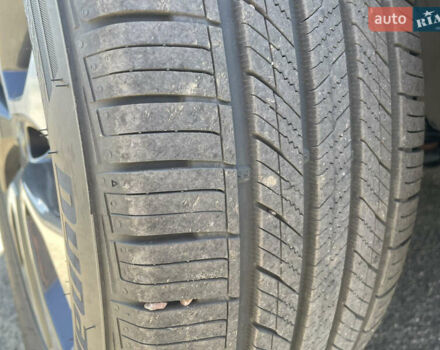 Білий Самсунг QM6, об'ємом двигуна 2 л та пробігом 120 тис. км за 19500 $, фото 16 на Automoto.ua