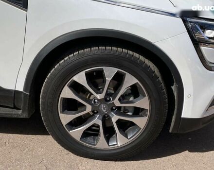 Самсунг QM6 2017 в Киеве на Automoto.ua Белый Самсунг QM6, объемом двигателя 2 л и пробегом 108 тыс. км за 19900 $, фото 19 на Automoto.ua