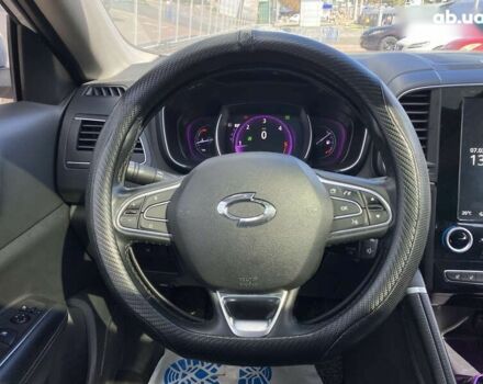 Самсунг QM6 2017 в Киеве на Automoto.ua Белый Самсунг QM6, объемом двигателя 2 л и пробегом 108 тыс. км за 19900 $, фото 17 на Automoto.ua