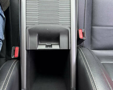 Белый Самсунг QM6, объемом двигателя 2 л и пробегом 108 тыс. км за 17500 $, фото 12 на Automoto.ua