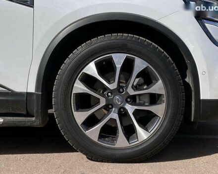 Самсунг QM6 2017 в Киеве на Automoto.ua Белый Самсунг QM6, объемом двигателя 2 л и пробегом 108 тыс. км за 19900 $, фото 18 на Automoto.ua