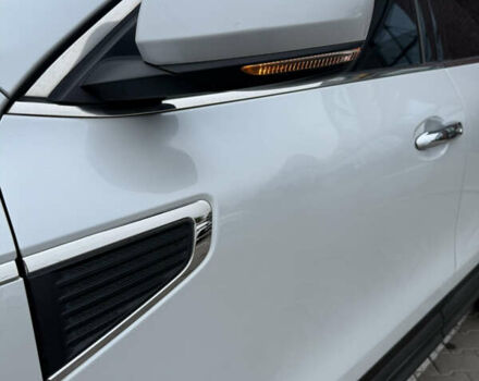 Белый Самсунг QM6, объемом двигателя 2 л и пробегом 108 тыс. км за 17500 $, фото 8 на Automoto.ua