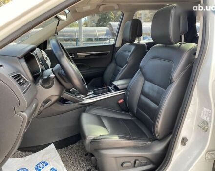 Самсунг QM6 2017 в Киеве на Automoto.ua Белый Самсунг QM6, объемом двигателя 2 л и пробегом 108 тыс. км за 19900 $, фото 9 на Automoto.ua