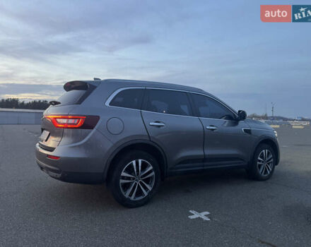 Серый Самсунг QM6, объемом двигателя 2 л и пробегом 100 тыс. км за 17000 $, фото 2 на Automoto.ua