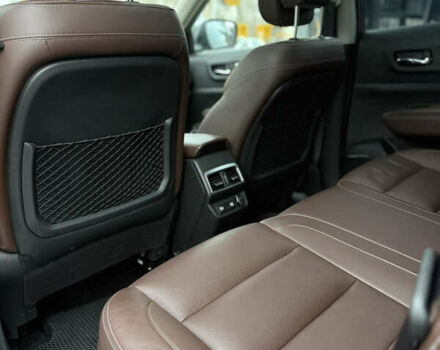 Серый Самсунг QM6, объемом двигателя 2 л и пробегом 120 тыс. км за 20500 $, фото 14 на Automoto.ua