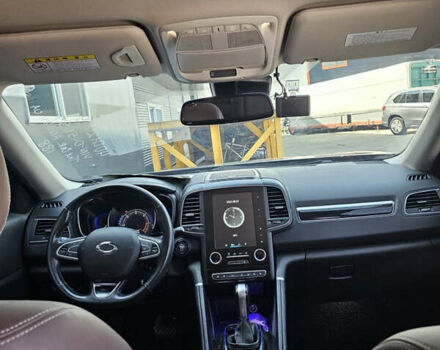 Серый Самсунг QM6, объемом двигателя 2 л и пробегом 140 тыс. км за 6999 $, фото 5 на Automoto.ua