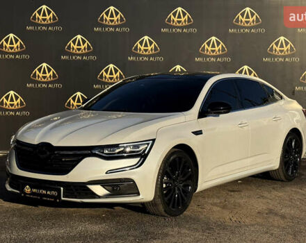 Белый Самсунг SM6, объемом двигателя 1.8 л и пробегом 30 тыс. км за 28200 $, фото 2 на Automoto.ua