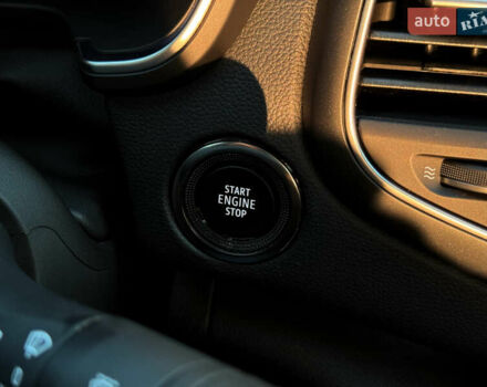 Белый Самсунг SM6, объемом двигателя 1.8 л и пробегом 30 тыс. км за 28200 $, фото 28 на Automoto.ua