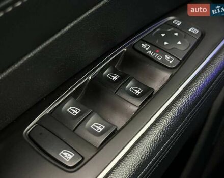 Самсунг SM6 2016 в Киеве на Automoto.ua Серый Самсунг SM6, объемом двигателя 2 л и пробегом 274 тыс. км за 11990 $, фото 22 на Automoto.ua