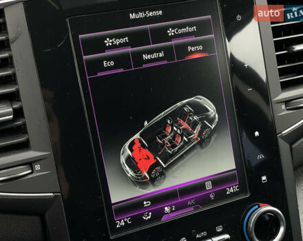 Сірий Самсунг SM6, об'ємом двигуна 1.5 л та пробігом 127 тис. км за 17500 $, фото 29 на Automoto.ua