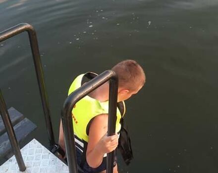 Сірий Сан Боат Класік, об'ємом двигуна 0 л та пробігом 0 тис. км за 14000 $, фото 1 на Automoto.ua