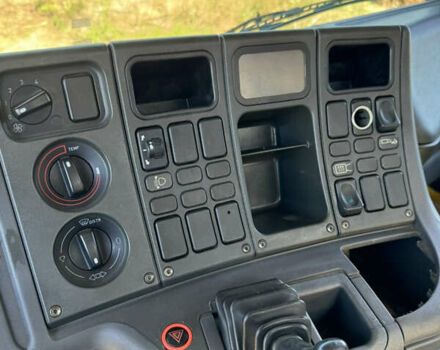 Жовтий Сканіа 124, об'ємом двигуна 11.97 л та пробігом 767 тис. км за 33000 $, фото 25 на Automoto.ua