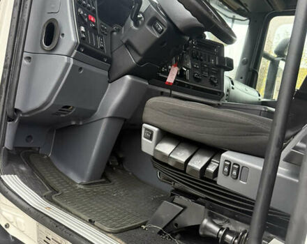 Белый Сканиа G, объемом двигателя 12.7 л и пробегом 600 тыс. км за 45500 $, фото 49 на Automoto.ua