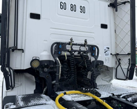 Белый Сканиа R 440, объемом двигателя 12.74 л и пробегом 823 тыс. км за 25000 $, фото 14 на Automoto.ua