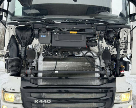 Белый Сканиа R 440, объемом двигателя 12.74 л и пробегом 823 тыс. км за 25000 $, фото 46 на Automoto.ua