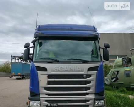 Синий Сканиа R 440, объемом двигателя 13 л и пробегом 670 тыс. км за 40000 $, фото 1 на Automoto.ua