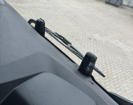 Белый Сканиа Р 500, объемом двигателя 12.7 л и пробегом 787 тыс. км за 53000 $, фото 63 на Automoto.ua