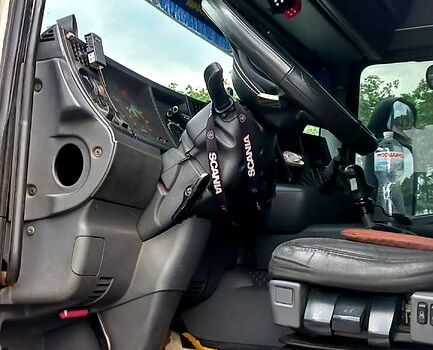 Сканиа Р, объемом двигателя 10.4 л и пробегом 800 тыс. км за 10620 $, фото 3 на Automoto.ua