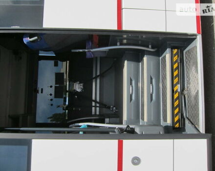 Білий Сканіа OmniExpress, об'ємом двигуна 12.76 л та пробігом 726 тис. км за 98000 $, фото 70 на Automoto.ua