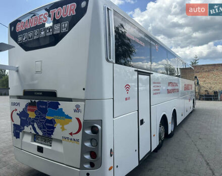 Білий Сканіа OmniExpress, об'ємом двигуна 12.74 л та пробігом 540 тис. км за 87463 $, фото 1 на Automoto.ua