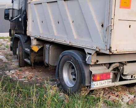 Черный Сканиа R 410, объемом двигателя 12 л и пробегом 500 тыс. км за 12000 $, фото 1 на Automoto.ua