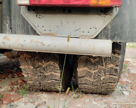 Черный Сканиа R 410, объемом двигателя 12 л и пробегом 500 тыс. км за 12000 $, фото 5 на Automoto.ua