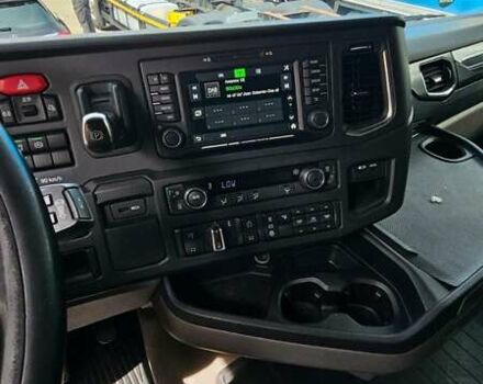Белый Сканиа R 450, объемом двигателя 12.8 л и пробегом 550 тыс. км за 75900 $, фото 8 на Automoto.ua