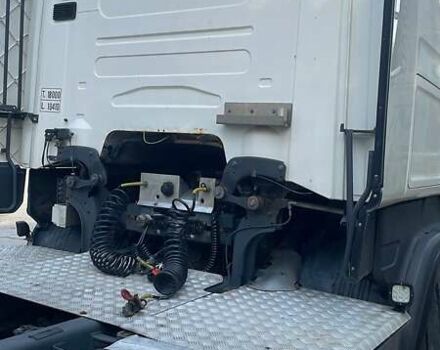 Белый Сканиа R 490, объемом двигателя 12.7 л и пробегом 591 тыс. км за 27000 $, фото 4 на Automoto.ua