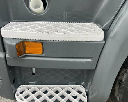 Белый Сканиа R 490, объемом двигателя 12.74 л и пробегом 812 тыс. км за 27700 $, фото 37 на Automoto.ua