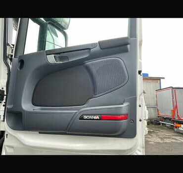 Белый Сканиа R 490, объемом двигателя 12.74 л и пробегом 812 тыс. км за 27700 $, фото 40 на Automoto.ua