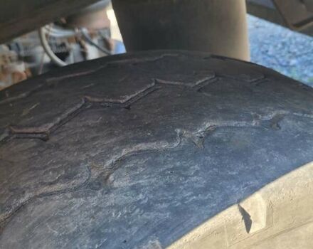 Черный Шмитц Каргобулл C01, объемом двигателя 0 л и пробегом 600 тыс. км за 11200 $, фото 2 на Automoto.ua