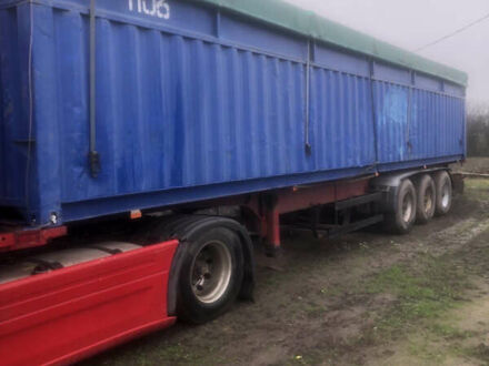 Красный Шмитц Каргобулл C01, объемом двигателя 0 л и пробегом 0 тыс. км за 8000 $, фото 1 на Automoto.ua