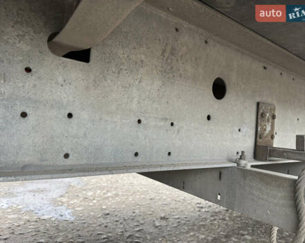 Шмітц Каргобулл C01, об'ємом двигуна 0 л та пробігом 197 тис. км за 11000 $, фото 5 на Automoto.ua