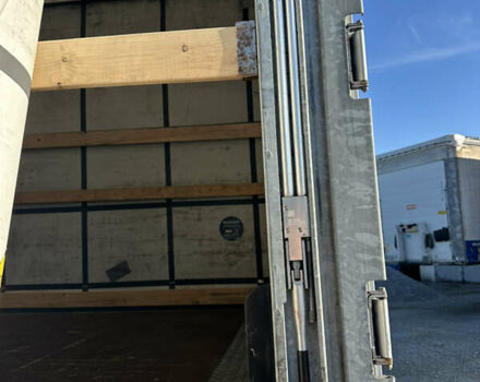 Шмітц Каргобулл C01, об'ємом двигуна 0 л та пробігом 250 тис. км за 16500 $, фото 23 на Automoto.ua