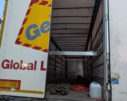 Сірий Шмітц Каргобулл C01, об'ємом двигуна 0 л та пробігом 0 тис. км за 10200 $, фото 5 на Automoto.ua