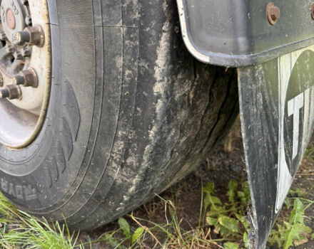 Шмитц Каргобулл C01 2007 в Здолбунове на Automoto.ua Серый Шмитц Каргобулл C01, объемом двигателя 0 л и пробегом 0 тыс. км за 5500 $, фото 7 на Automoto.ua