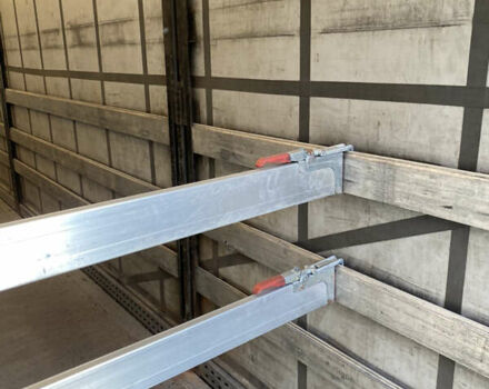 Сірий Шмітц Каргобулл C01, об'ємом двигуна 0 л та пробігом 0 тис. км за 11500 $, фото 14 на Automoto.ua