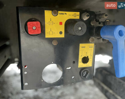 Чорний Шмітц Каргобулл САФ, об'ємом двигуна 0 л та пробігом 111 тис. км за 13900 $, фото 32 на Automoto.ua