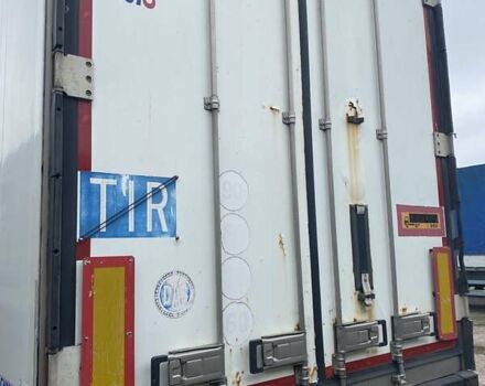 Красный Шмитц Каргобулл САФ, объемом двигателя 0 л и пробегом 500 тыс. км за 11500 $, фото 3 на Automoto.ua