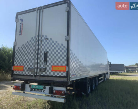 Красный Шмитц Каргобулл САФ, объемом двигателя 0 л и пробегом 111 тыс. км за 20900 $, фото 19 на Automoto.ua