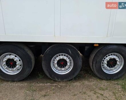Шмитц Каргобулл САФ, объемом двигателя 0 л и пробегом 100 тыс. км за 14000 $, фото 4 на Automoto.ua