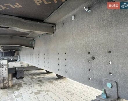 Серый Шмитц Каргобулл САФ, объемом двигателя 0 л и пробегом 393 тыс. км за 17500 $, фото 44 на Automoto.ua