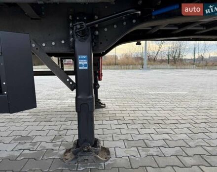 Серый Шмитц Каргобулл САФ, объемом двигателя 0 л и пробегом 393 тыс. км за 17500 $, фото 47 на Automoto.ua