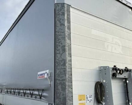 Серый Шмитц Каргобулл САФ, объемом двигателя 0 л и пробегом 393 тыс. км за 17500 $, фото 82 на Automoto.ua