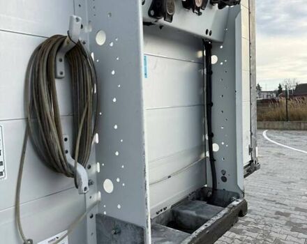 Серый Шмитц Каргобулл САФ, объемом двигателя 0 л и пробегом 393 тыс. км за 17500 $, фото 87 на Automoto.ua