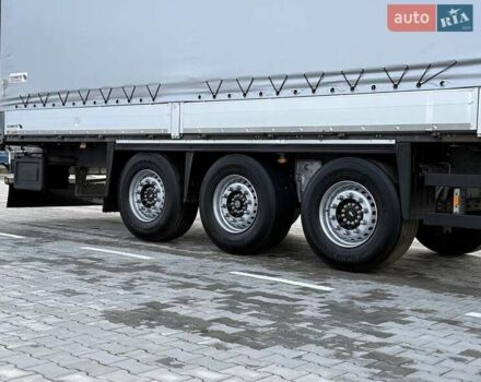 Серый Шмитц Каргобулл САФ, объемом двигателя 0 л и пробегом 393 тыс. км за 17500 $, фото 4 на Automoto.ua