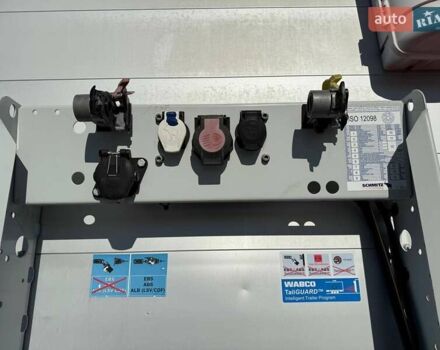 Шмитц Каргобулл САФ 2017 в Дубно на Automoto.ua Серый Шмитц Каргобулл САФ, объемом двигателя 0 л и пробегом 390 тыс. км за 17999 $, фото 77 на Automoto.ua