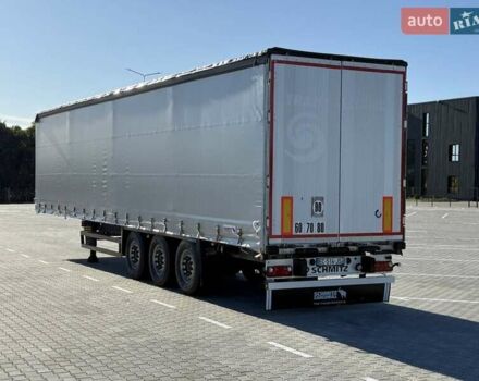 Шмитц Каргобулл САФ 2017 в Дубно на Automoto.ua Серый Шмитц Каргобулл САФ, объемом двигателя 0 л и пробегом 390 тыс. км за 17999 $, фото 2 на Automoto.ua
