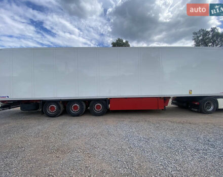Шмитц Каргобулл Cargobull, объемом двигателя 0 л и пробегом 300 тыс. км за 39000 $, фото 1 на Automoto.ua